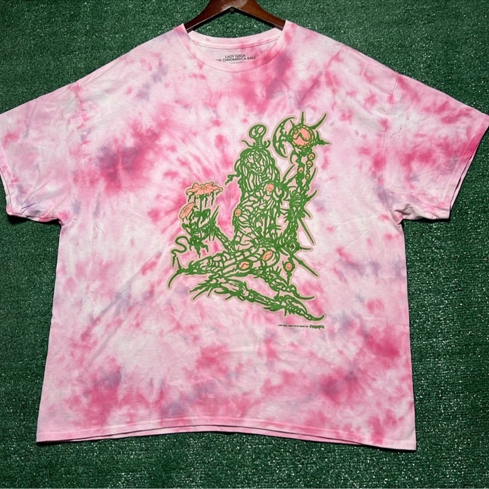 - Lady Gaga The Chromatica Ball Shirt Sz XL